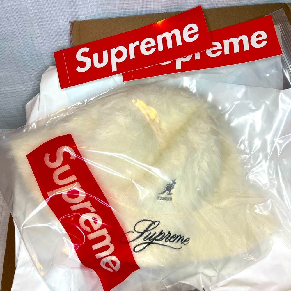 **SOLD** Supreme X Kangol Furgora Casual White Hat XL